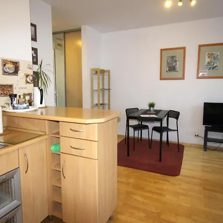 Happy - Economy Apartament *