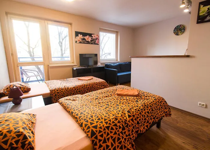 Happy - Economy * Wrocław