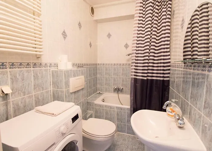 Happy - Economy Apartmán *